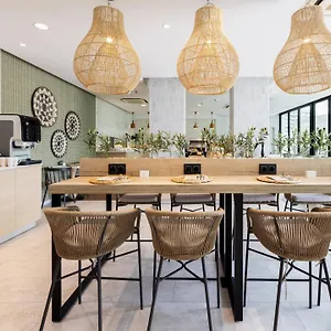 Alameda Centro Affiliated By Meliá 4* Màlaga
